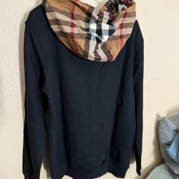 Burberry hoodie